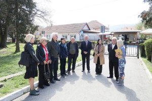 IMG-223f605b358207b1de5974284363fbd1-V