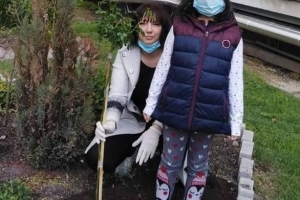 2