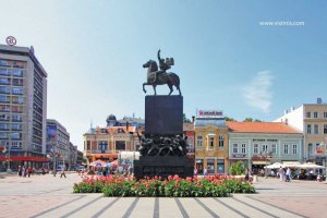3-Споменик-ослободиоцима-Ниша