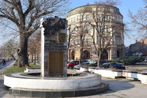 4-Споменик-страдалима-од-НАТО-бомбардовања