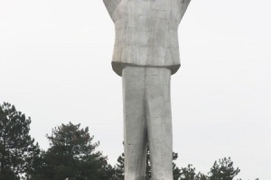 spomenik-valjevo-foto-nikola-tomic-2-830x0